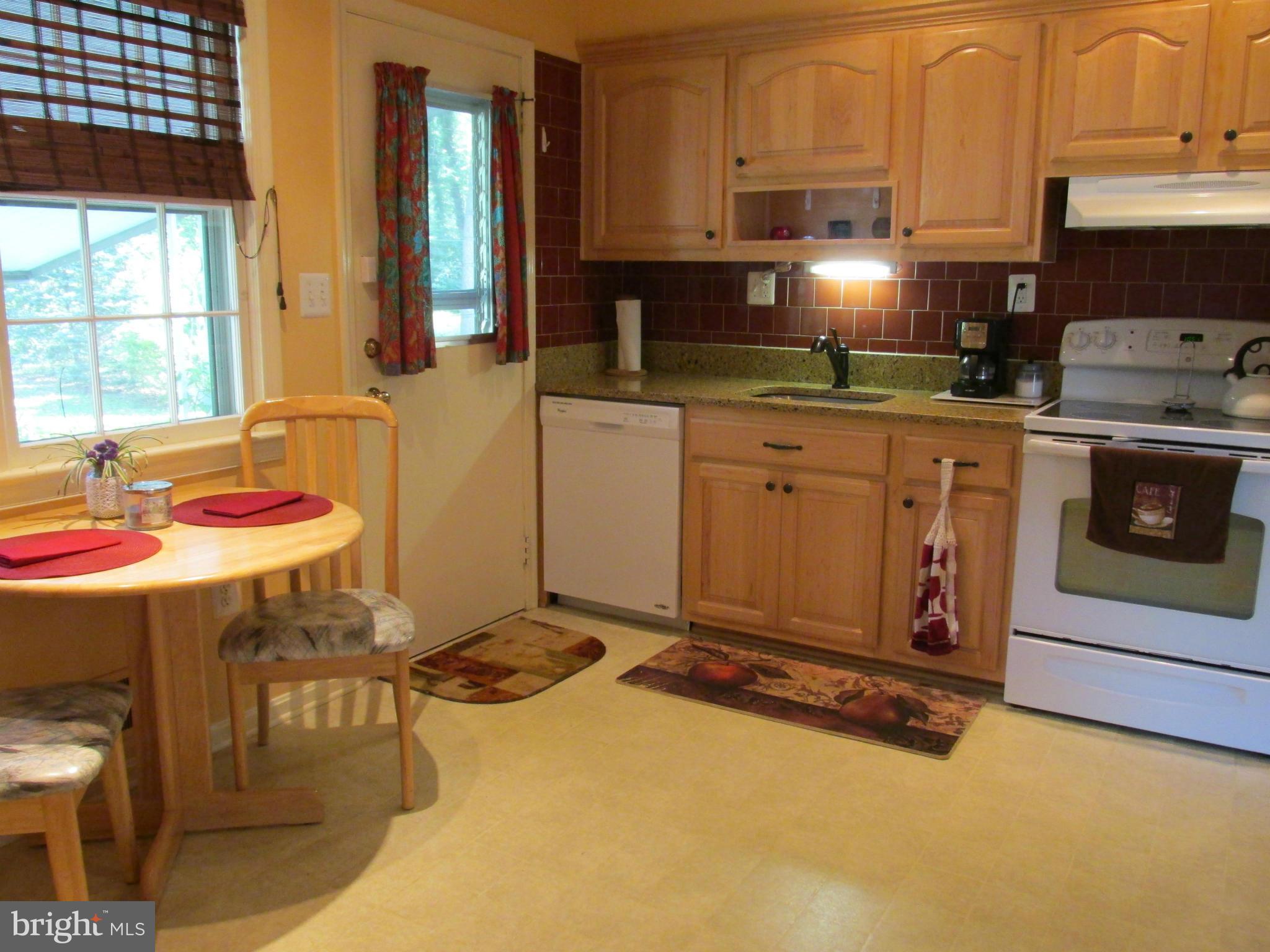 2304 Musgrove Road Silver Spring, MD 20904 - Photo 7 of 28 Kitchen