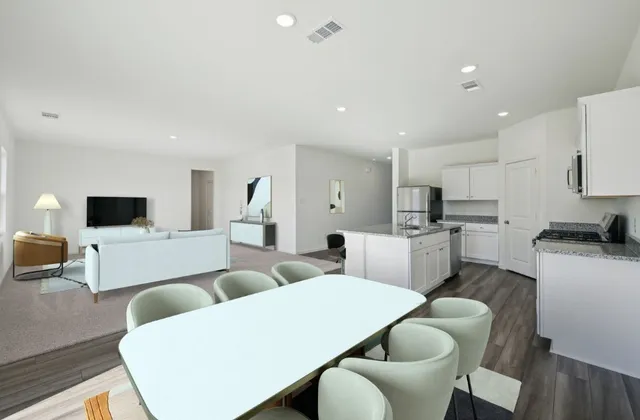 $284,990 | 1036 Sunlit Circle, Brookshire, TX 77423