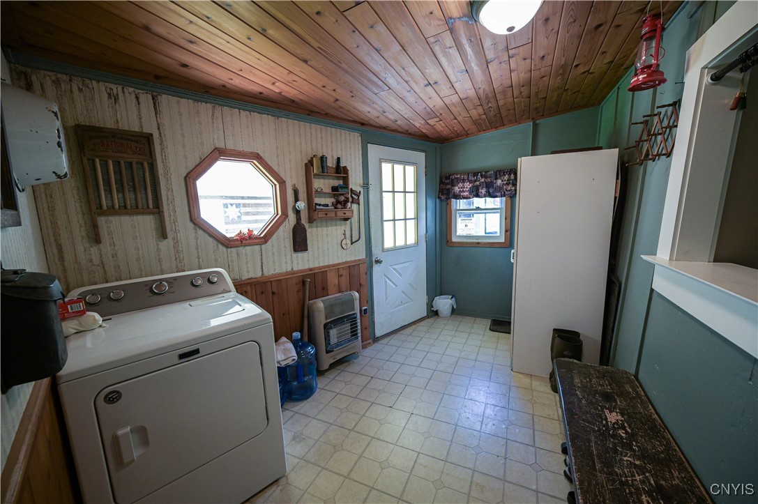 1438 Newport Road Schuyler, NY 13431 - Photo 8 of 48