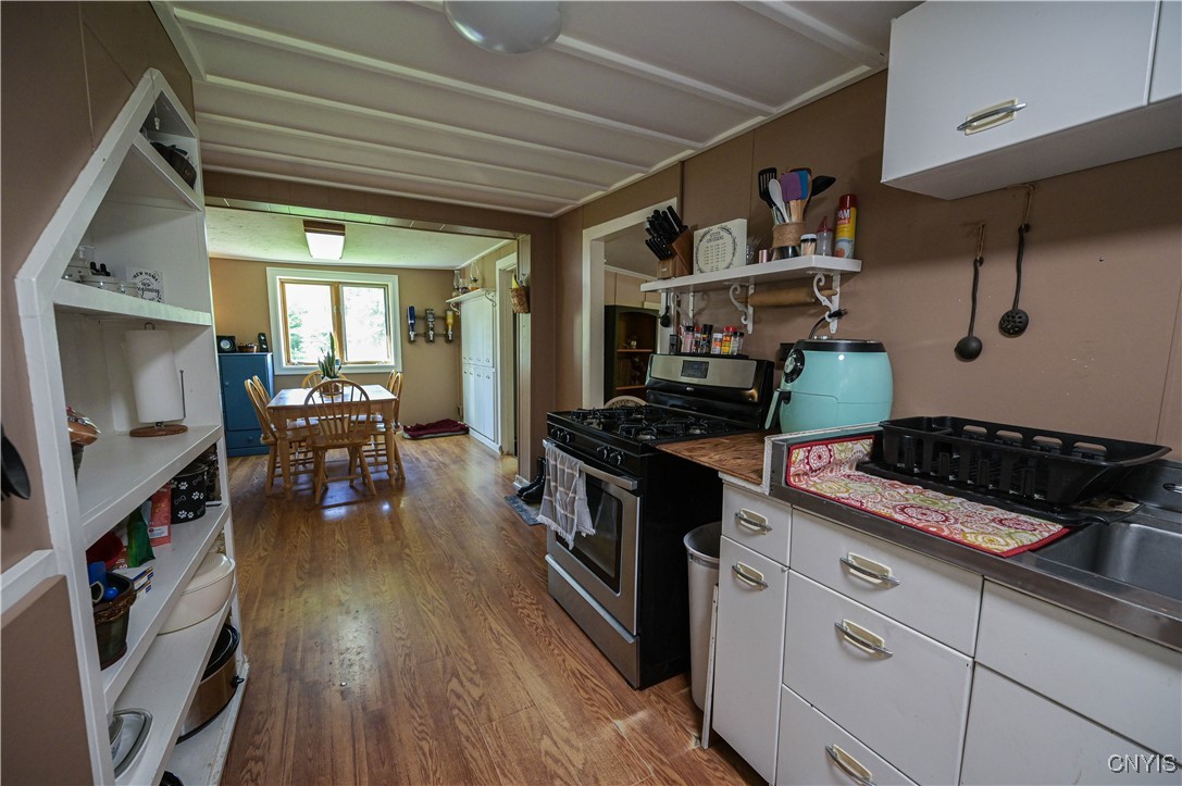 1438 Newport Road Schuyler, NY 13431 - Photo 10 of 48