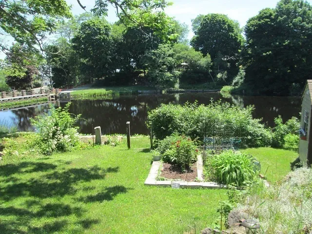 $1,700 | 25 1/2 King Street, Unit 1, Rockport, MA 01966