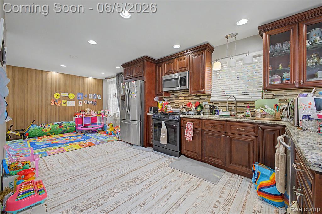 5524 Maple Street Dearborn, MI 48126 - Photo 12 of 54