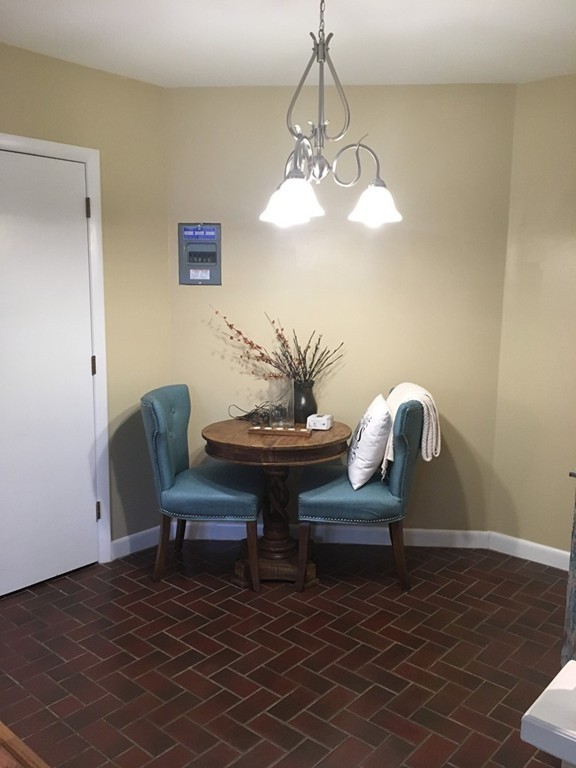 64 Jacqueline Road, Unit 2 Waltham, MA 02452 - Photo 8 of 19