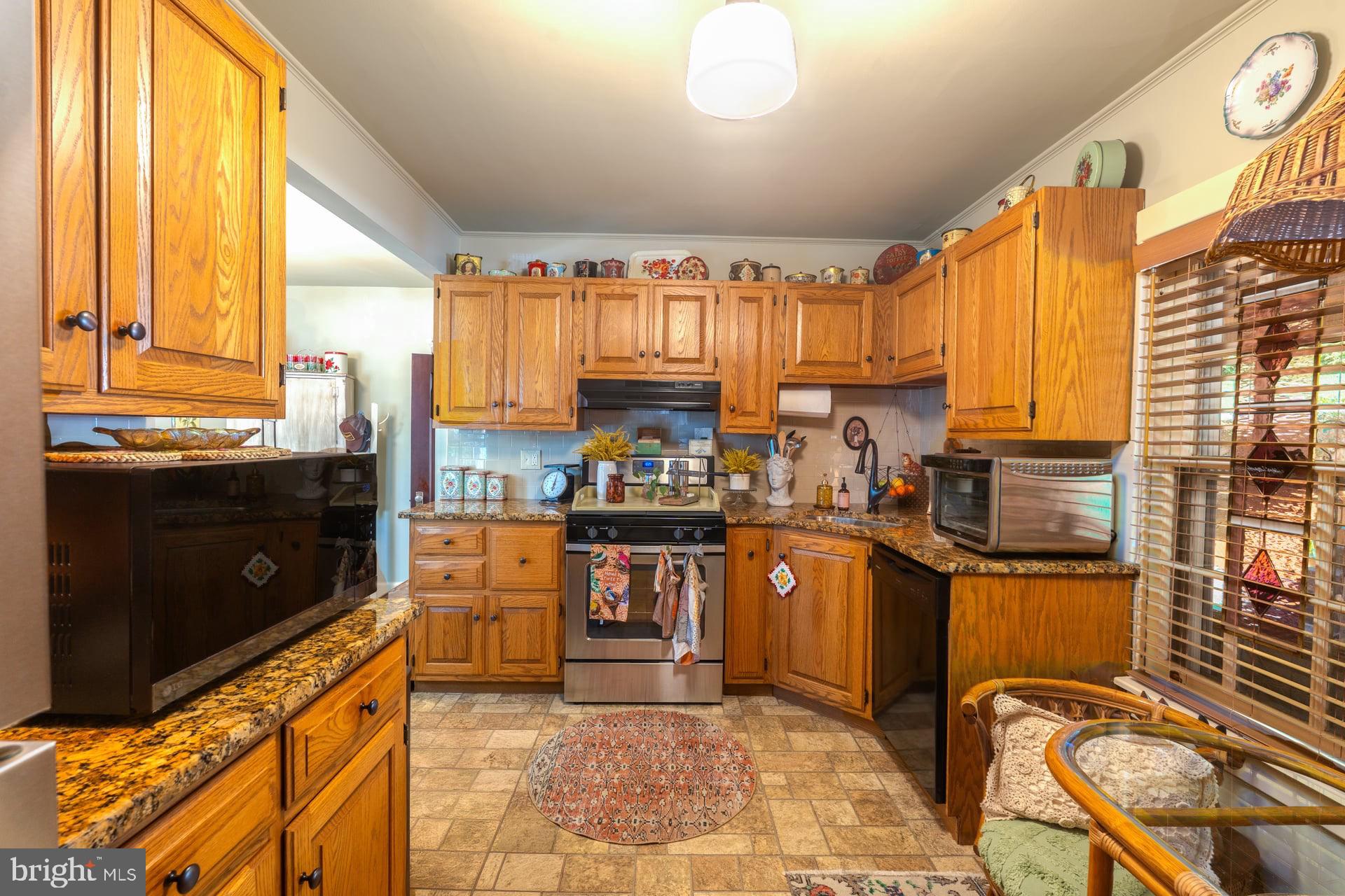 230 Friedensburg Road Reading, PA 19606 - Photo 10 of 38 Gallery Image 10