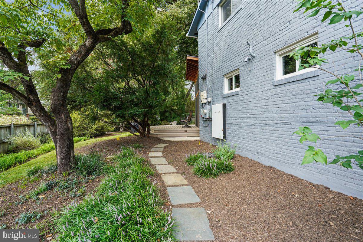 6500 Pyle Road Bethesda, MD 20817 - Photo 51 of 57 Back Elevation