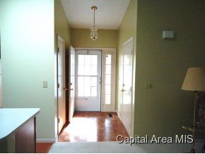 2007 Clara Mae Court Springfield, IL 62711 - Photo 8 of 9