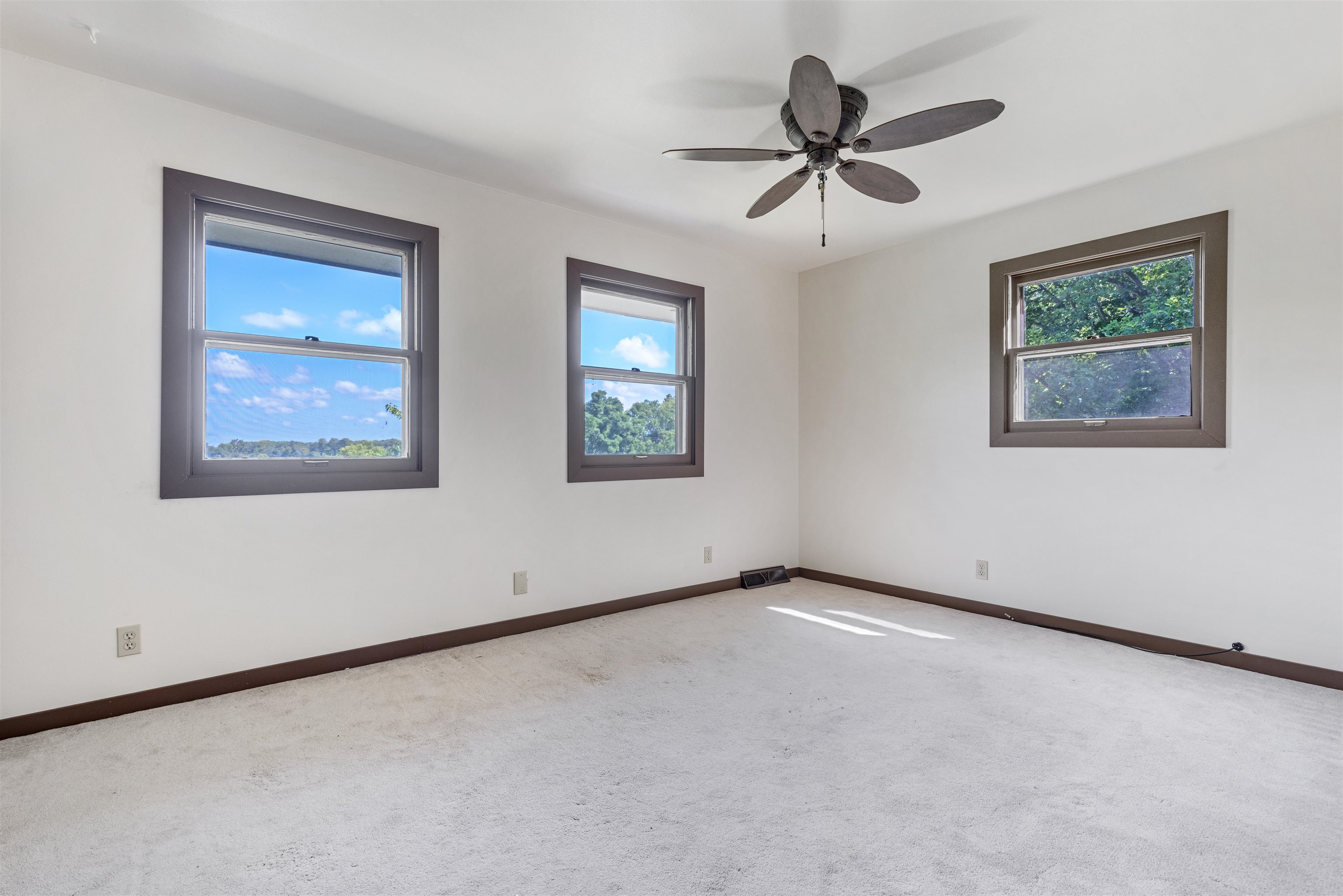 7660 Stephens Road Rockton, IL 61072 - Photo 22 of 34 a view of an empty room with a window