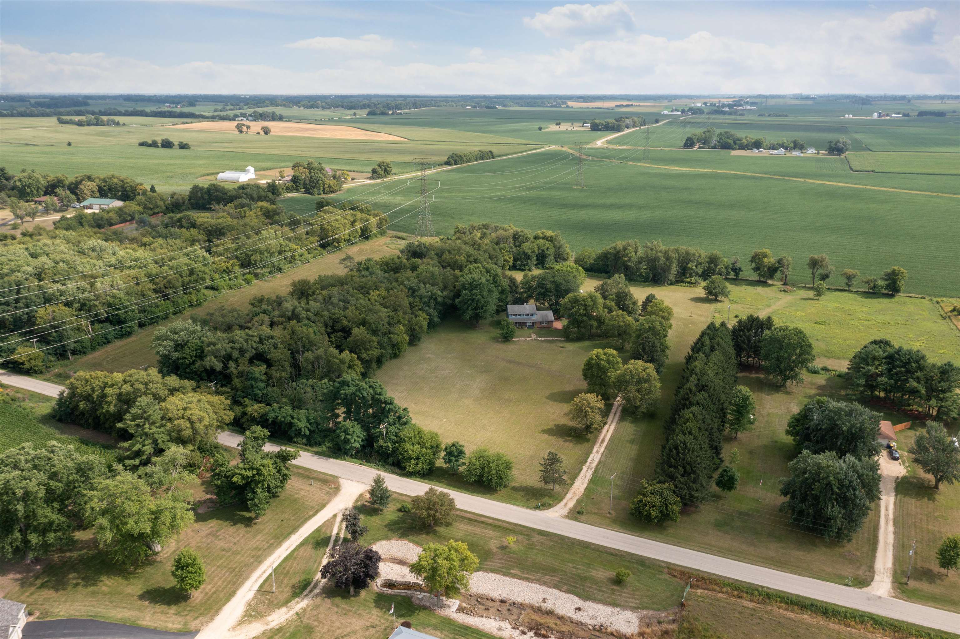 7660 Stephens Road Rockton, IL 61072 - Photo 31 of 34 a view of a city and lake view