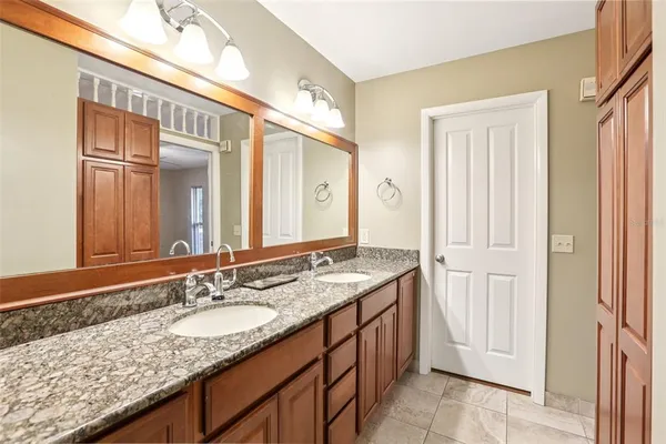 $2,700 | 5706 Durant Road, Dover, FL 33527