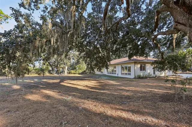 $2,800 | 5706 Durant Road, Dover, FL 33527