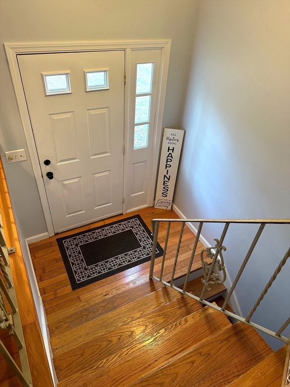 590 Flat Hill Road Lunenburg, MA 01462 - Photo 3 of 28 Gallery Image 3