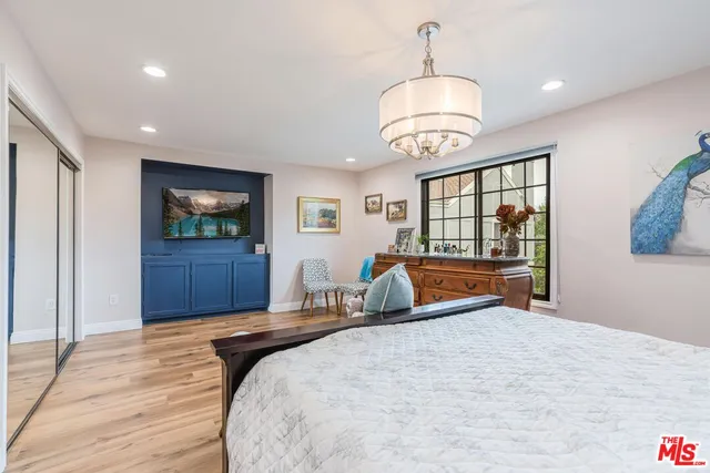 $4,500 | 18100 Burbank Boulevard, Unit 26, Tarzana, CA 91356