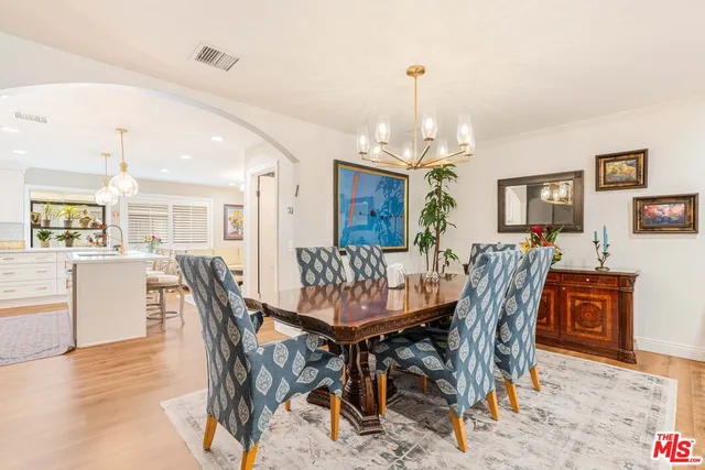 $4,500 | 18100 Burbank Boulevard, Unit 26, Tarzana, CA 91356