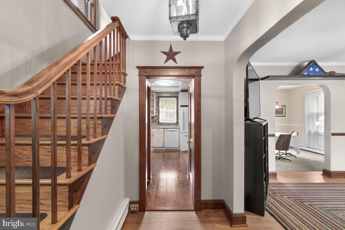 1314 Elm Road Baltimore, MD 21227 - Photo 5 of 65