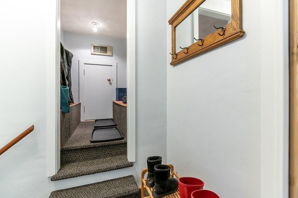 9 Hansom Road Andover, MA 01810 - Photo 17 of 42