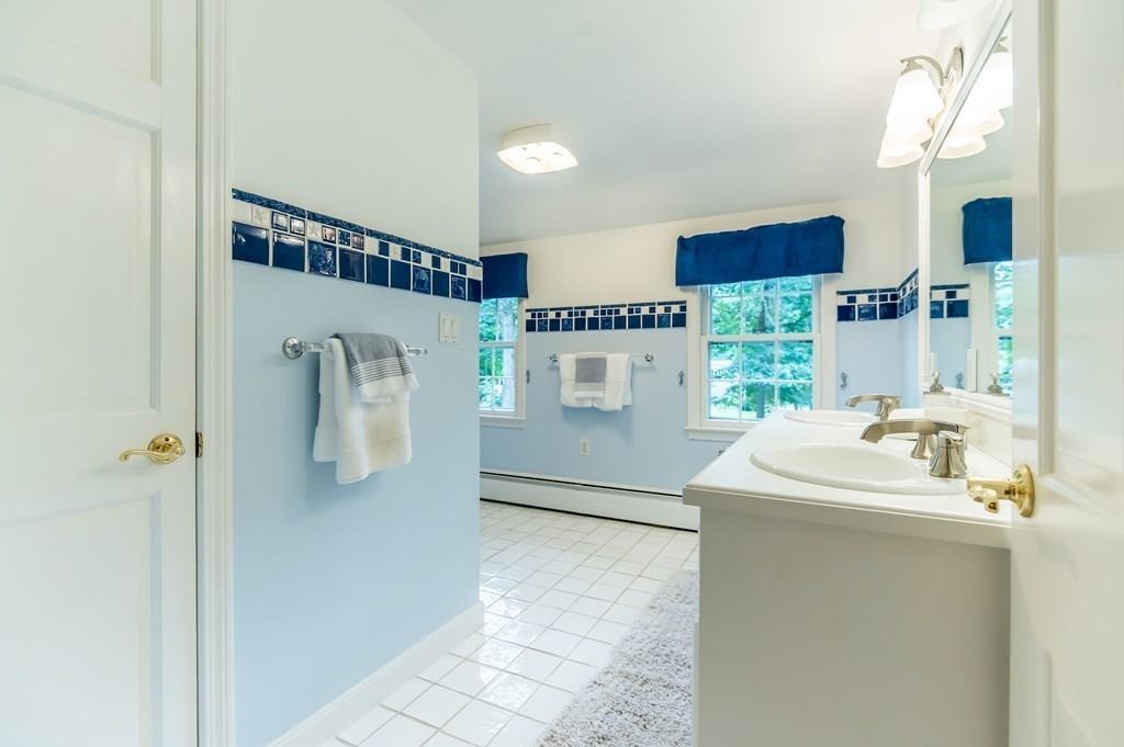 9 Hansom Road Andover, MA 01810 - Photo 27 of 42