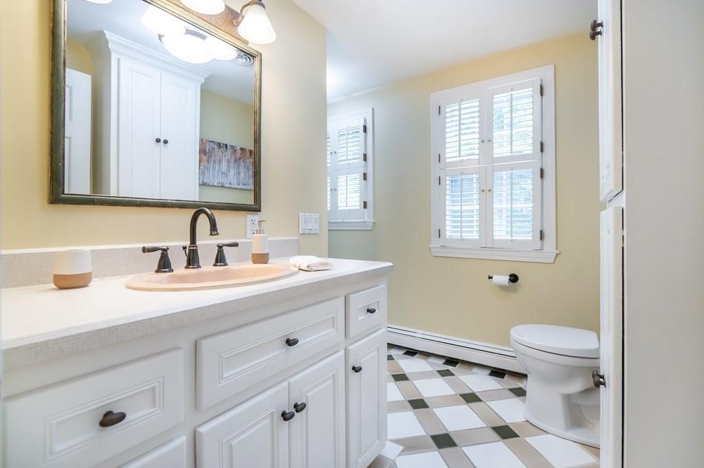 9 Hansom Road Andover, MA 01810 - Photo 28 of 42