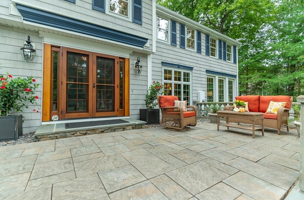 9 Hansom Road Andover, MA 01810 - Photo 4 of 42