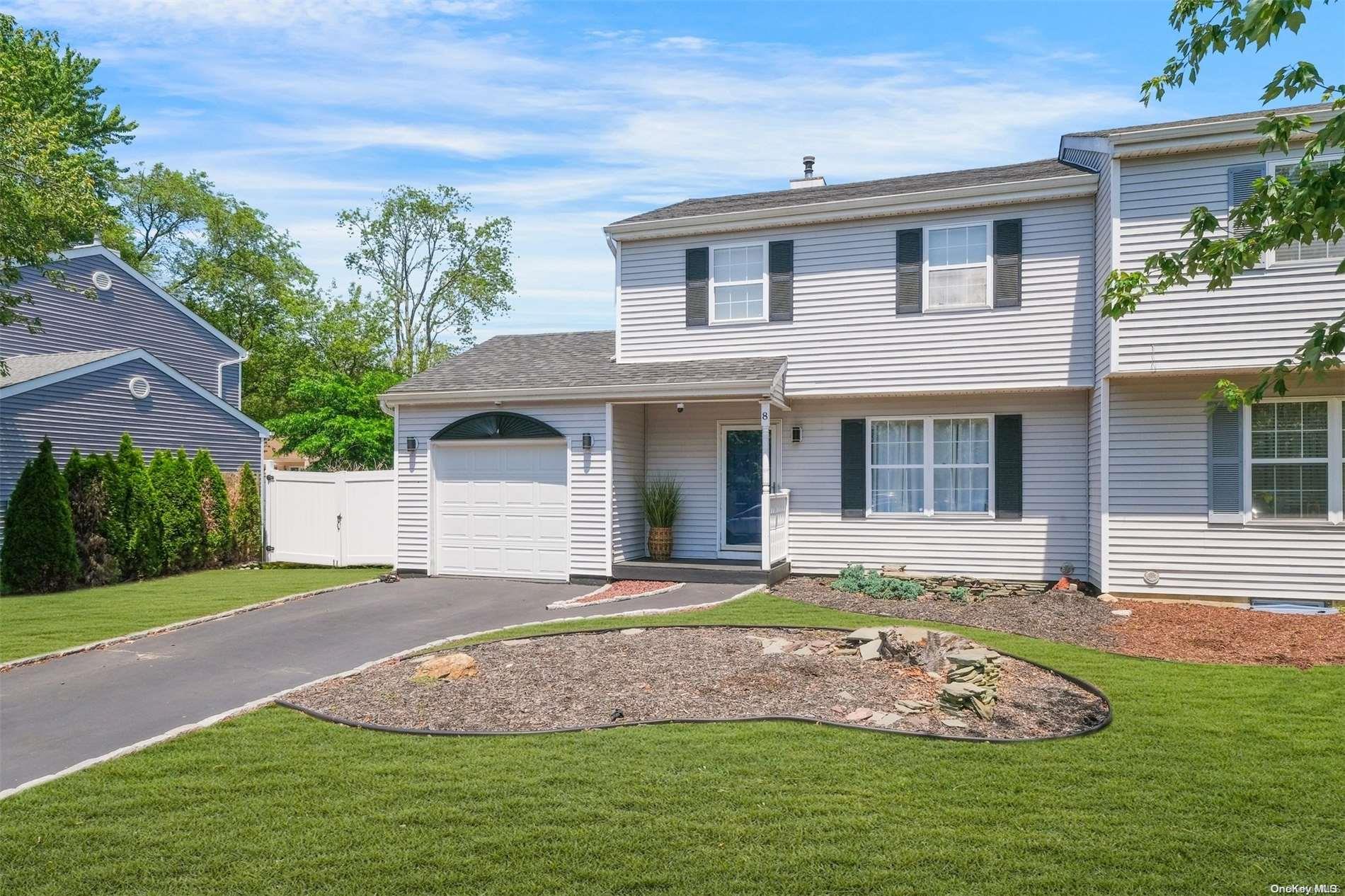 8 Walnut Street Central Islip, NY 11722 - Photo 1 of 1