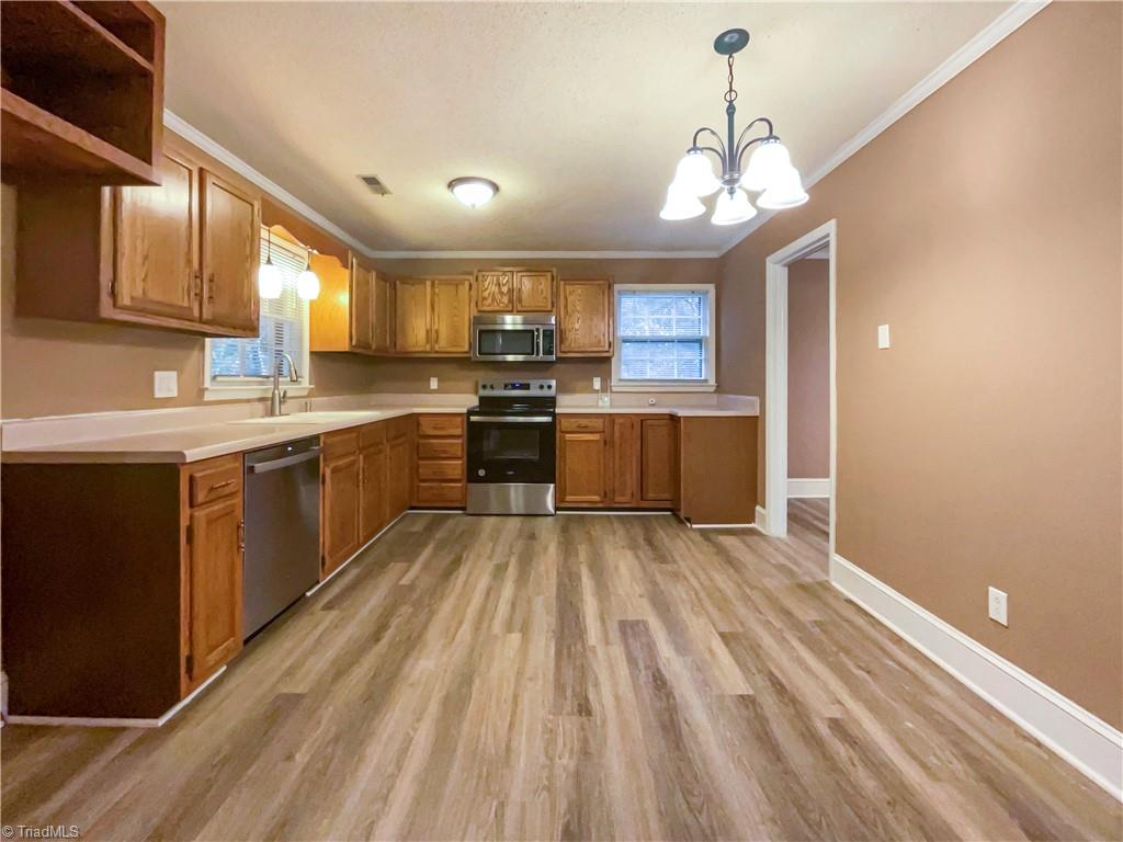 2916 Millwheel Road Pfafftown, NC 27040 - Photo 7 of 17 Gallery Image 7