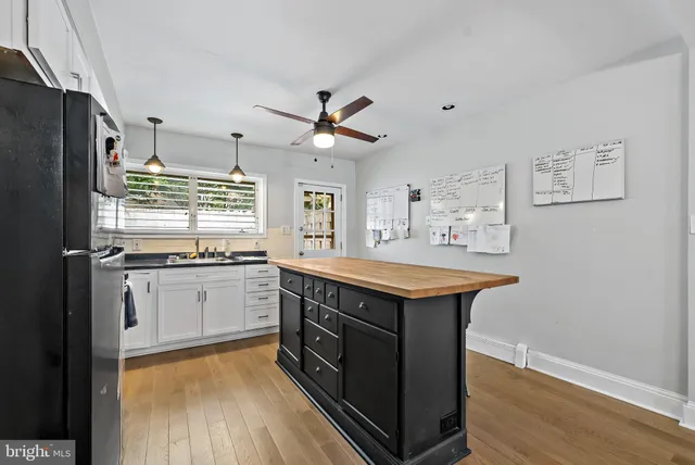 $2,300 | 2141 Montrose Street, Philadelphia, PA 19146