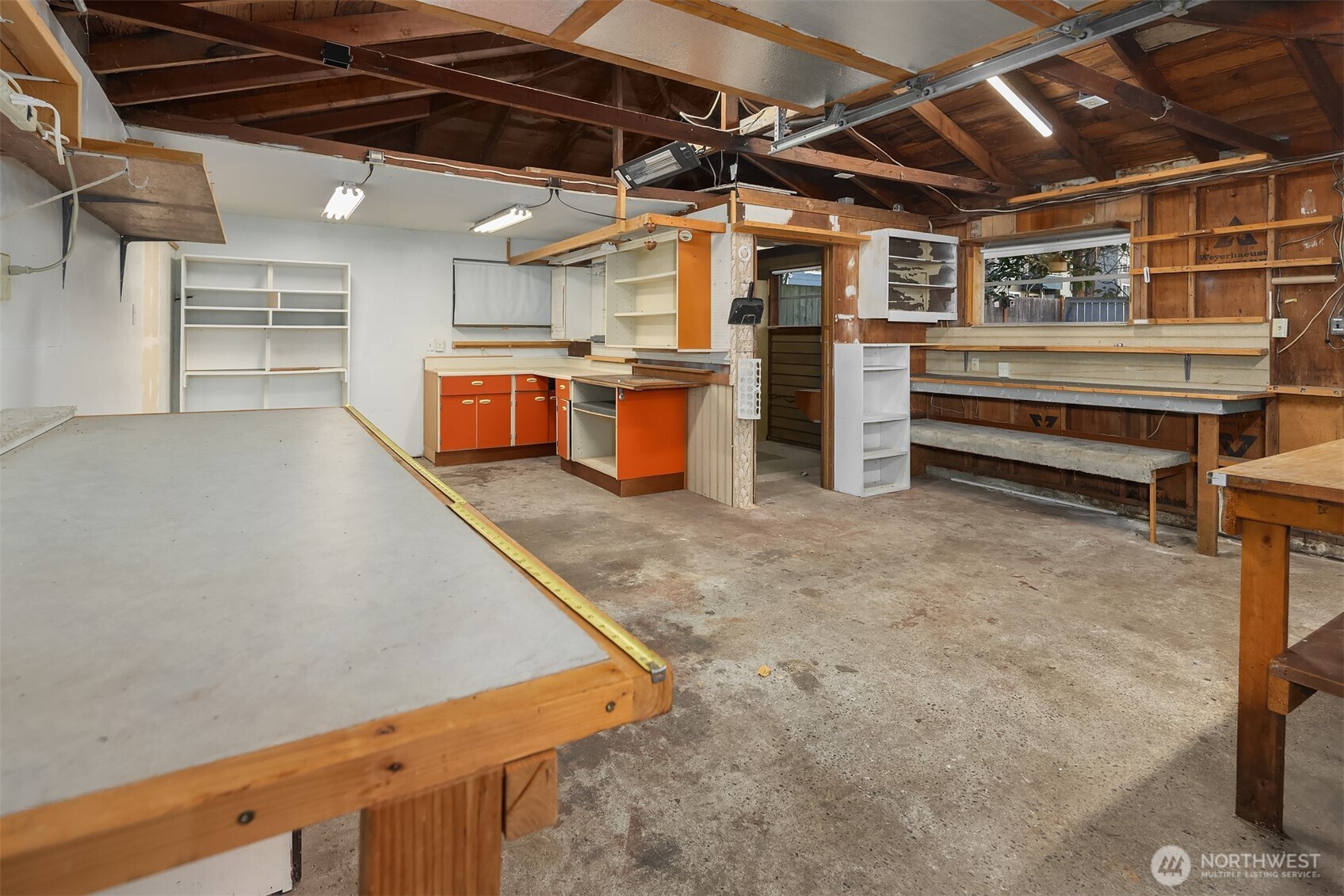 8818 22nd Avenue Southwest Seattle, WA 98106 - Photo 26 of 36