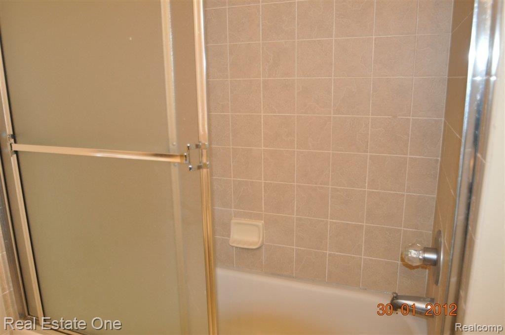 3606 Tremonte Circle, Unit 270 Rochester, MI 48306 - Photo 11 of 16 3606 Tremonte 011 - Copy.JPG