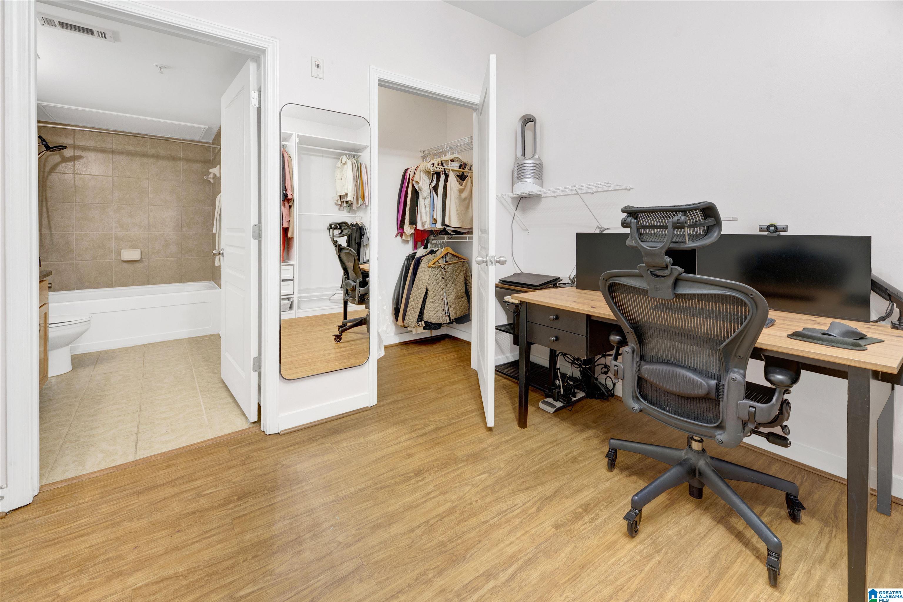 401 20th Street South, Unit 412 Birmingham, AL 35233 - Photo 22 of 30