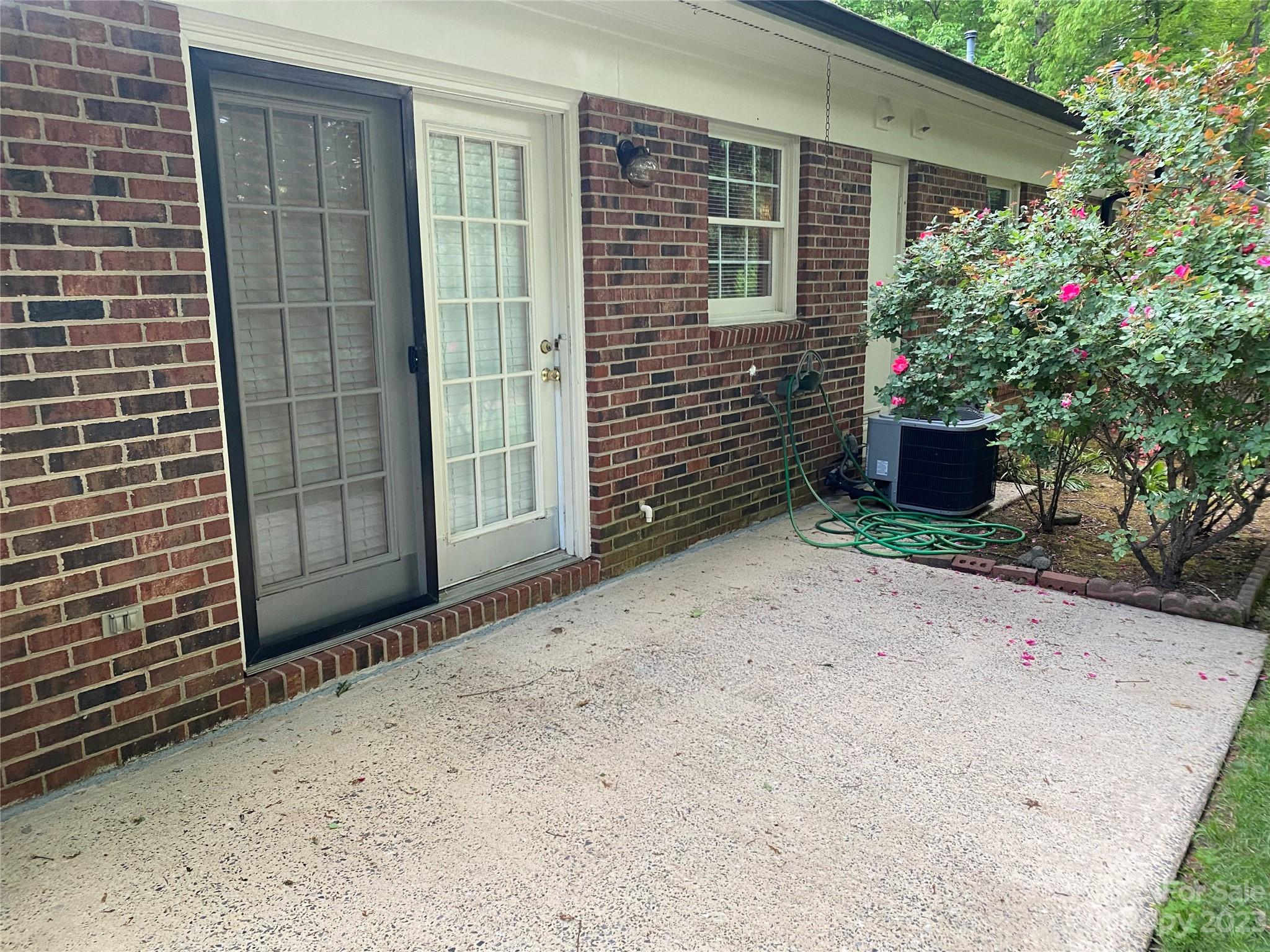 2029 Union Road Gastonia, NC 28054 - Photo 12 of 14 Gallery Image 12
