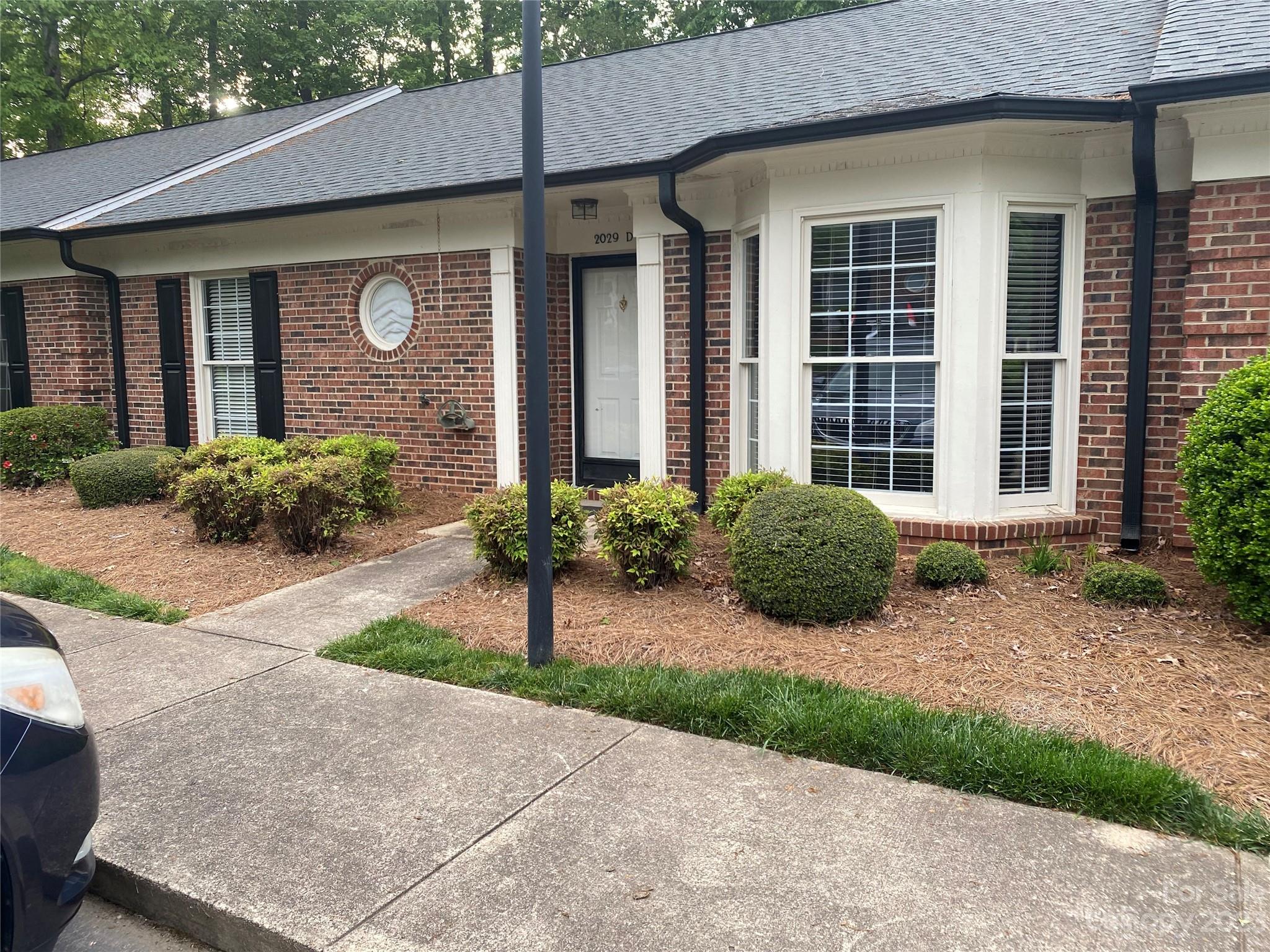 2029 Union Road Gastonia, NC 28054 - Photo 2 of 14 Gallery Image 2