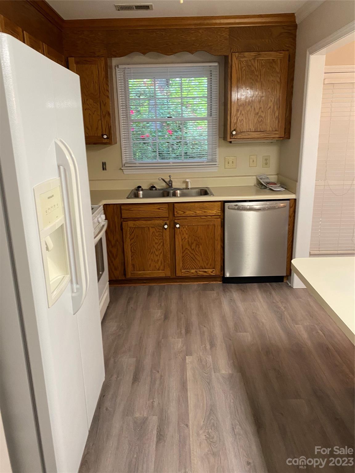 2029 Union Road Gastonia, NC 28054 - Photo 6 of 14 Gallery Image 6