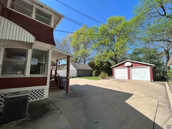 $215,000 | 1513 Rural Street, Emporia, KS 66801