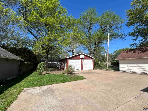 $215,000 | 1513 Rural Street, Emporia, KS 66801