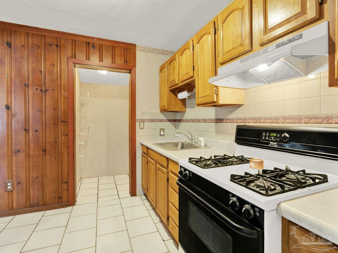 307 Lakewood Road Pensacola, FL 32507 - Photo 21 of 48