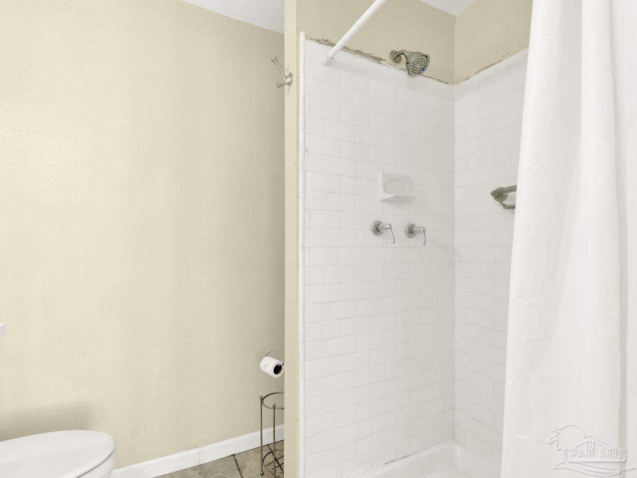 307 Lakewood Road Pensacola, FL 32507 - Photo 38 of 48