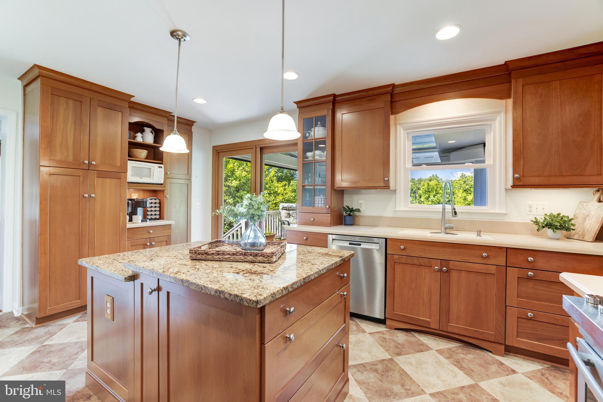 39273 Rodeffer Road Lovettsville, VA 20180 - Photo 18 of 107 Gallery Image 18
