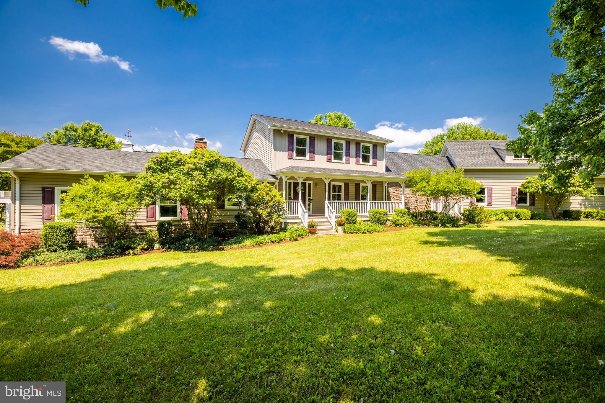39273 Rodeffer Road Lovettsville, VA 20180 - Photo 2 of 107 Gallery Image 2
