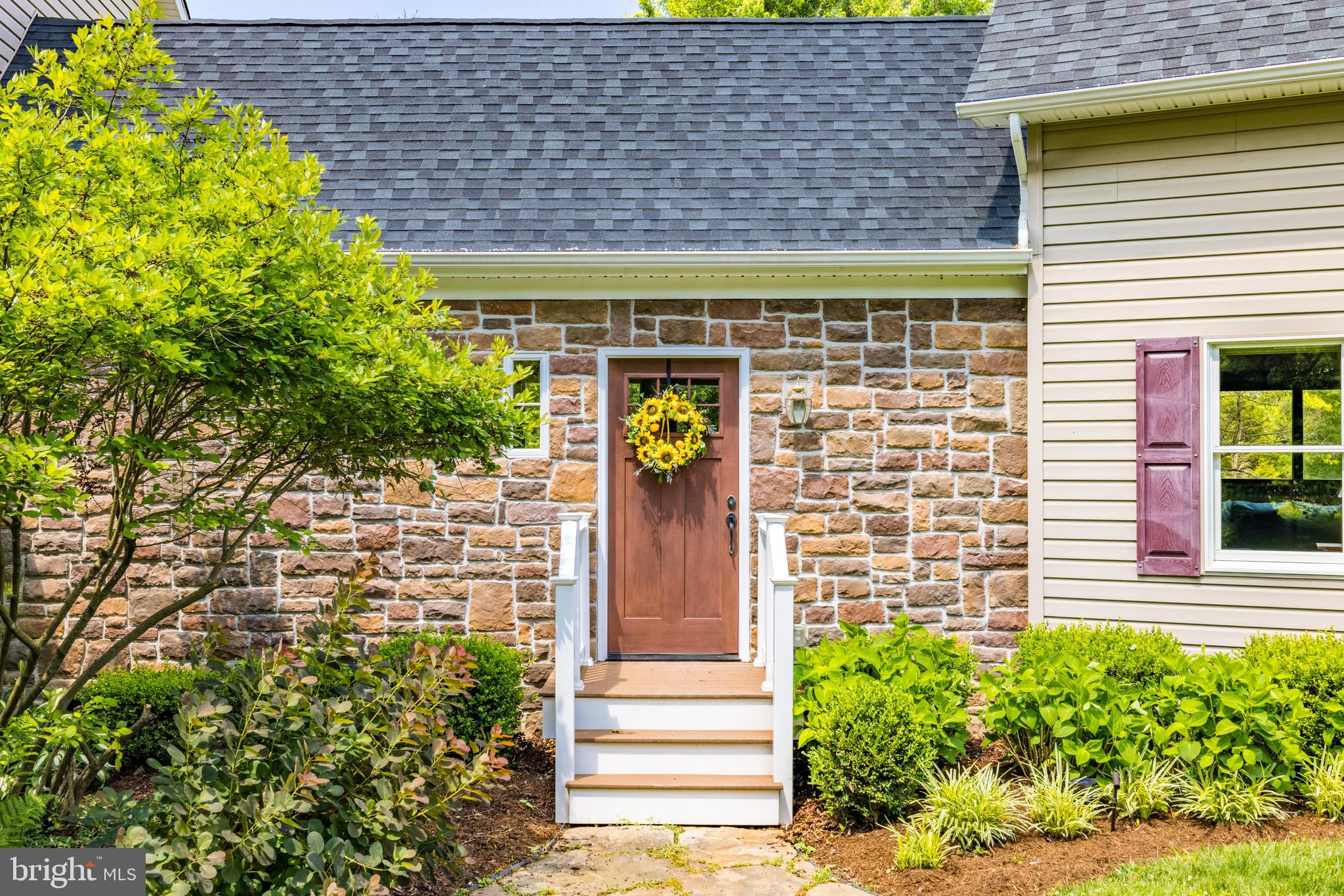 39273 Rodeffer Road Lovettsville, VA 20180 - Photo 10 of 107 Gallery Image 10