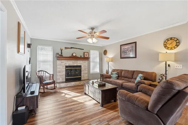 $315,000 | 1505 Emerald Circle, Kearney, MO 64060