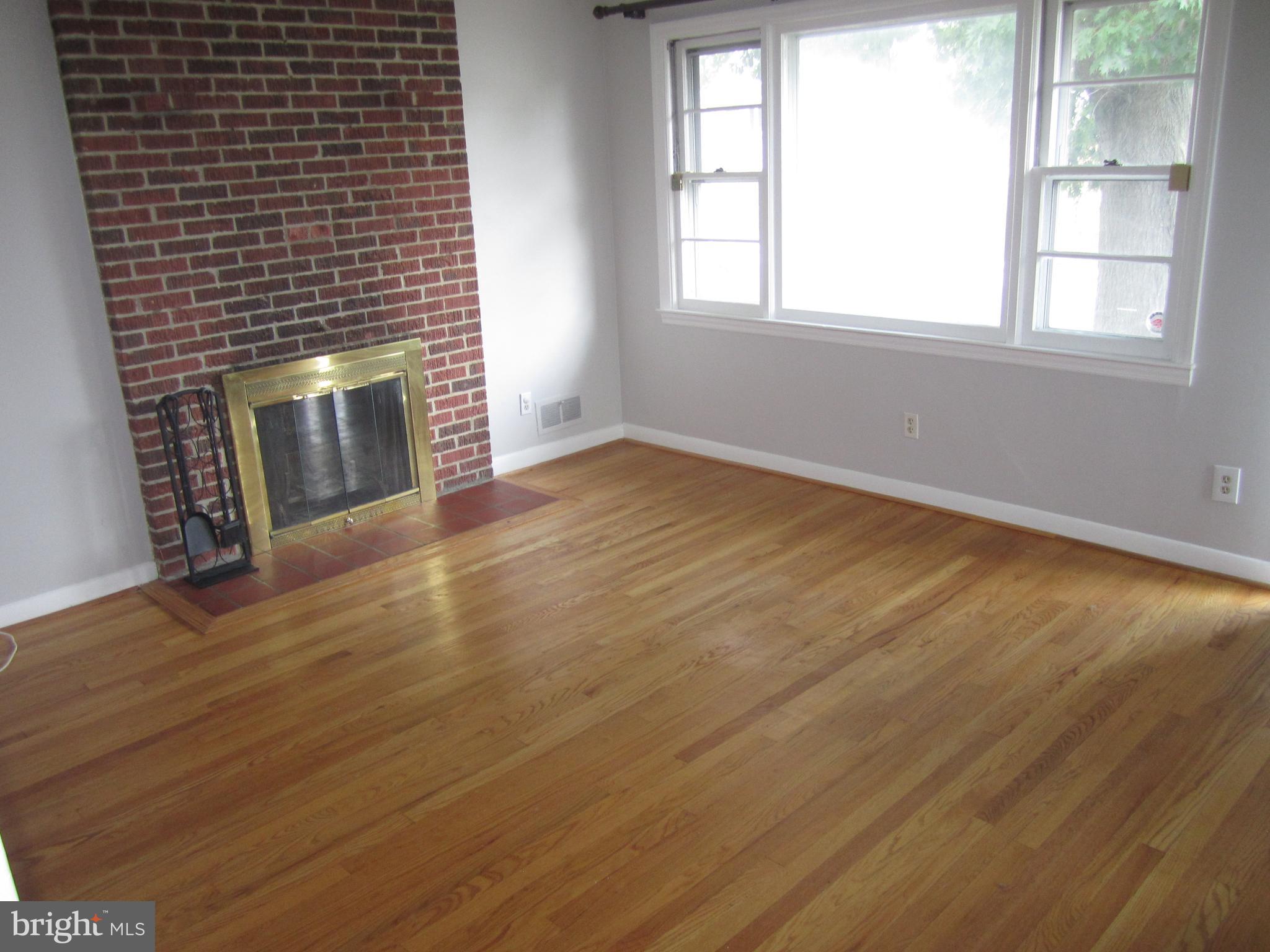 576 Shipley Road Linthicum Heights, MD 21090 - Photo 9 of 32