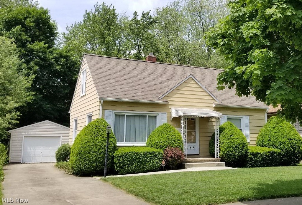 788 Davis Street Akron, OH 44310 - Photo 1 of 18 Gallery Image 1