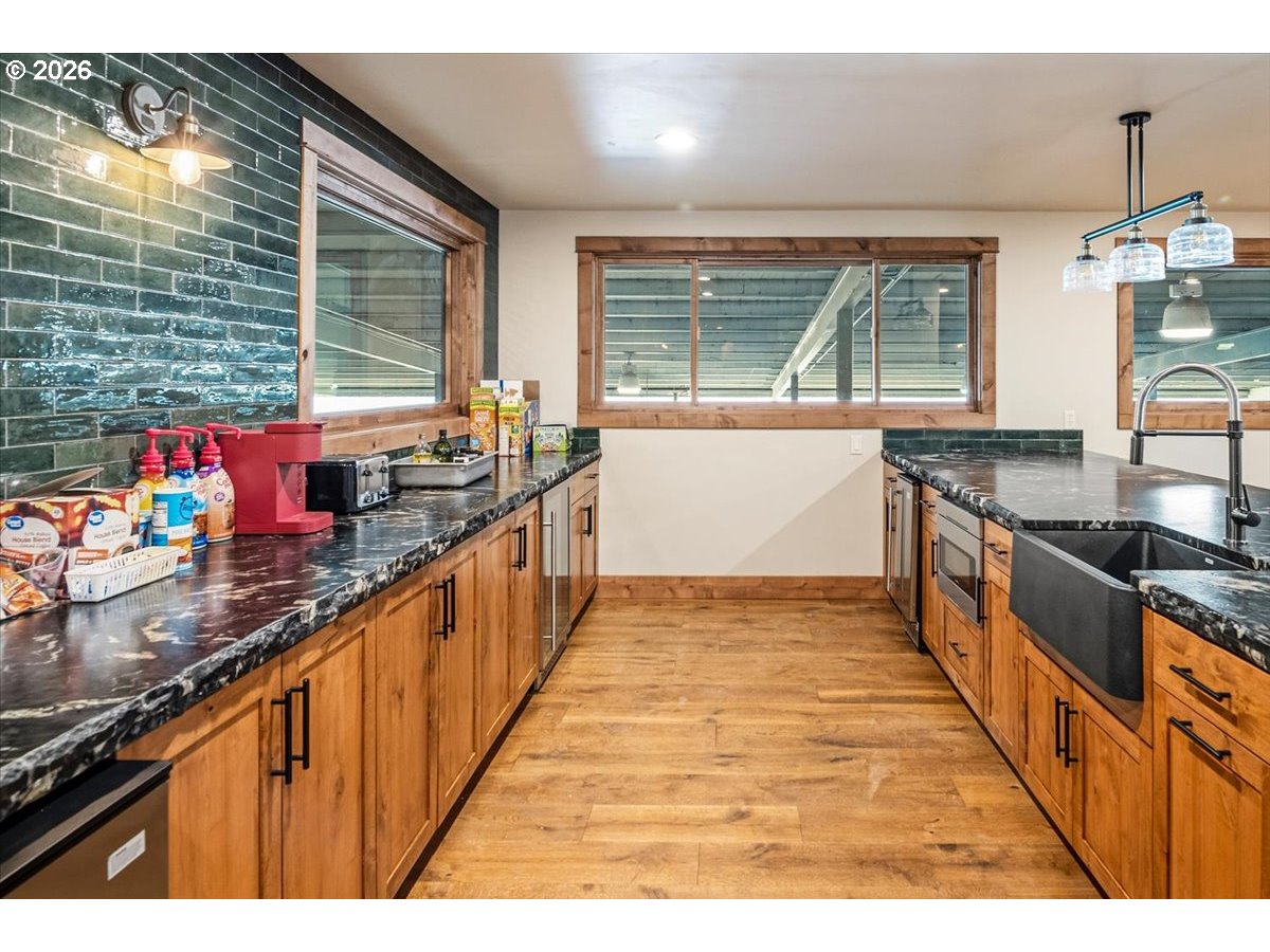 11997 Southwest Cornett Loop Powell Butte, OR 97753 - Photo 18 of 37