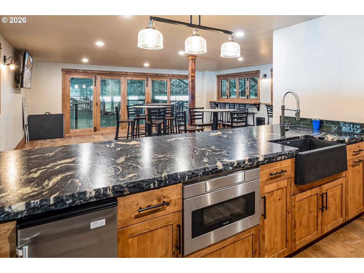 11997 Southwest Cornett Loop Powell Butte, OR 97753 - Photo 19 of 37