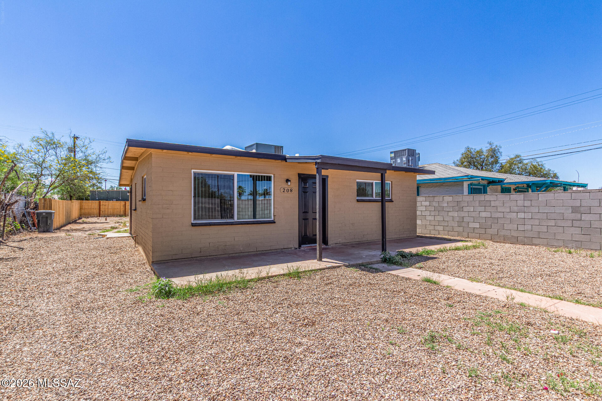 208 East 28th Street Tucson, AZ 85713 - Photo 3 of 27 04-28th