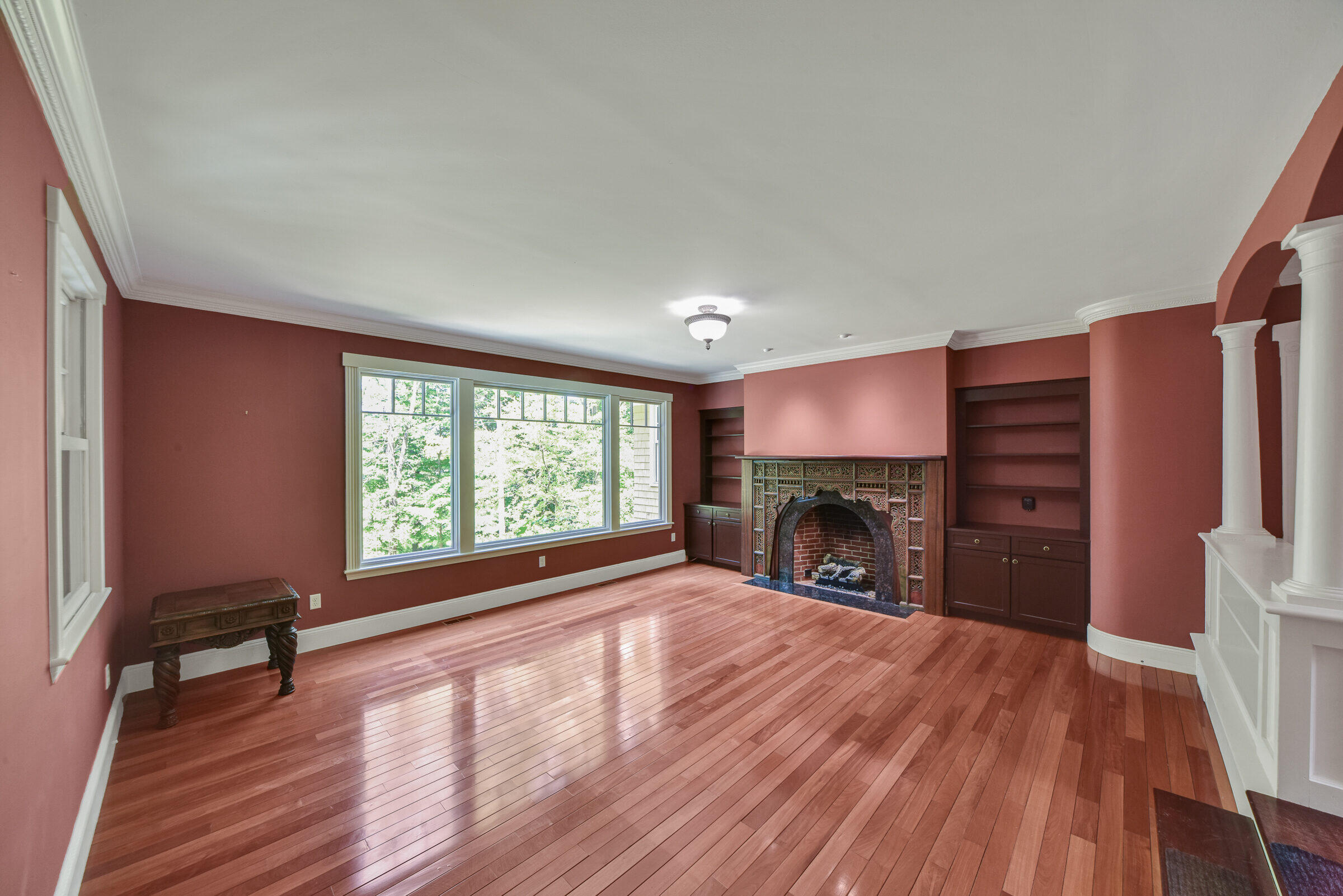 8 Spruce Point Road Kittery, ME 03904 - Photo 33 of 74 8 Spruce Point Rd Kittery Living Room