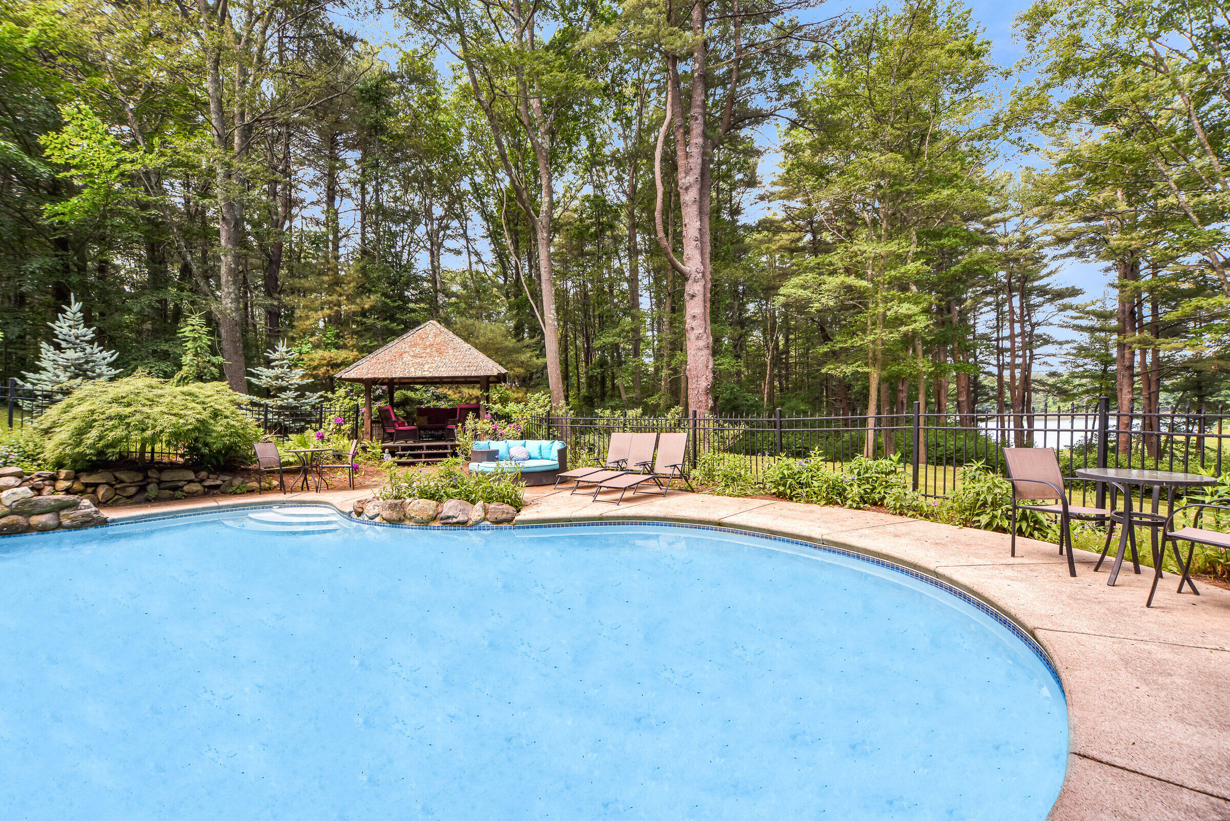 8 Spruce Point Road Kittery, ME 03904 - Photo 5 of 74 8 Spruce Point Rd Kittery Pool 1