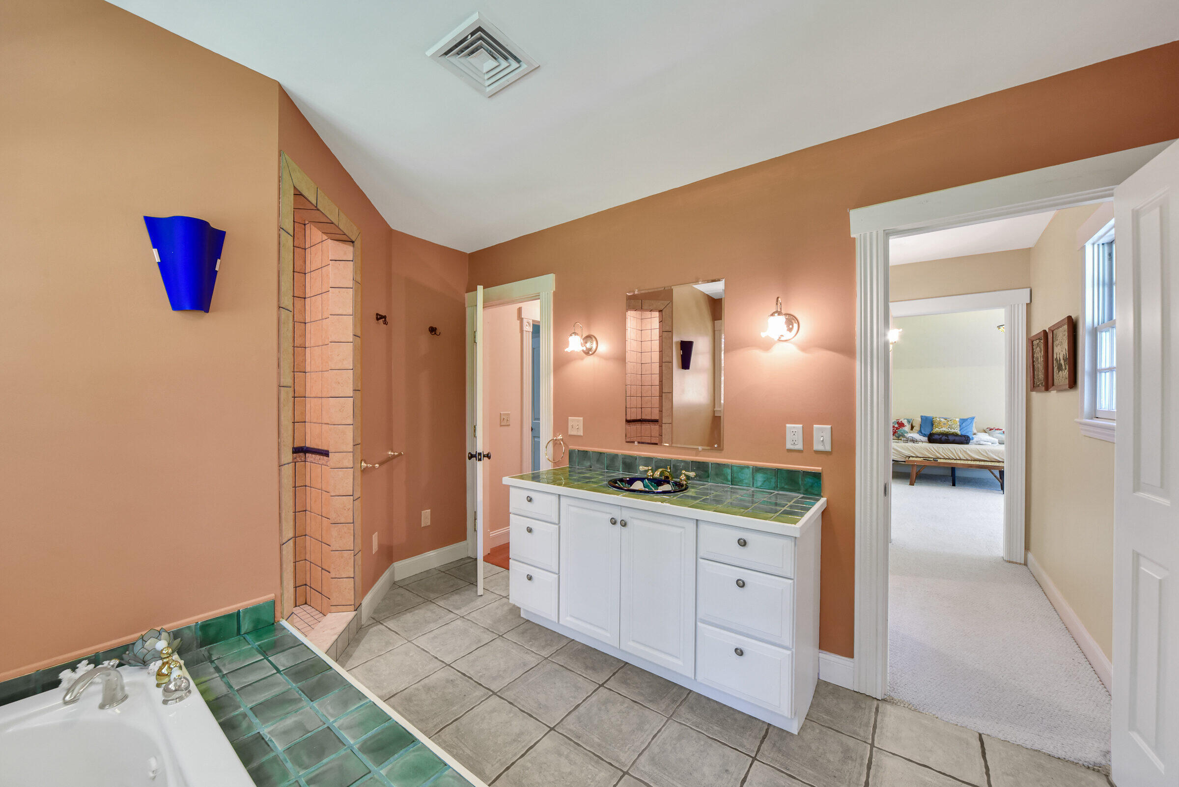 8 Spruce Point Road Kittery, ME 03904 - Photo 53 of 74 8 Spruce Point Rd Kittery Upstairs Bathr