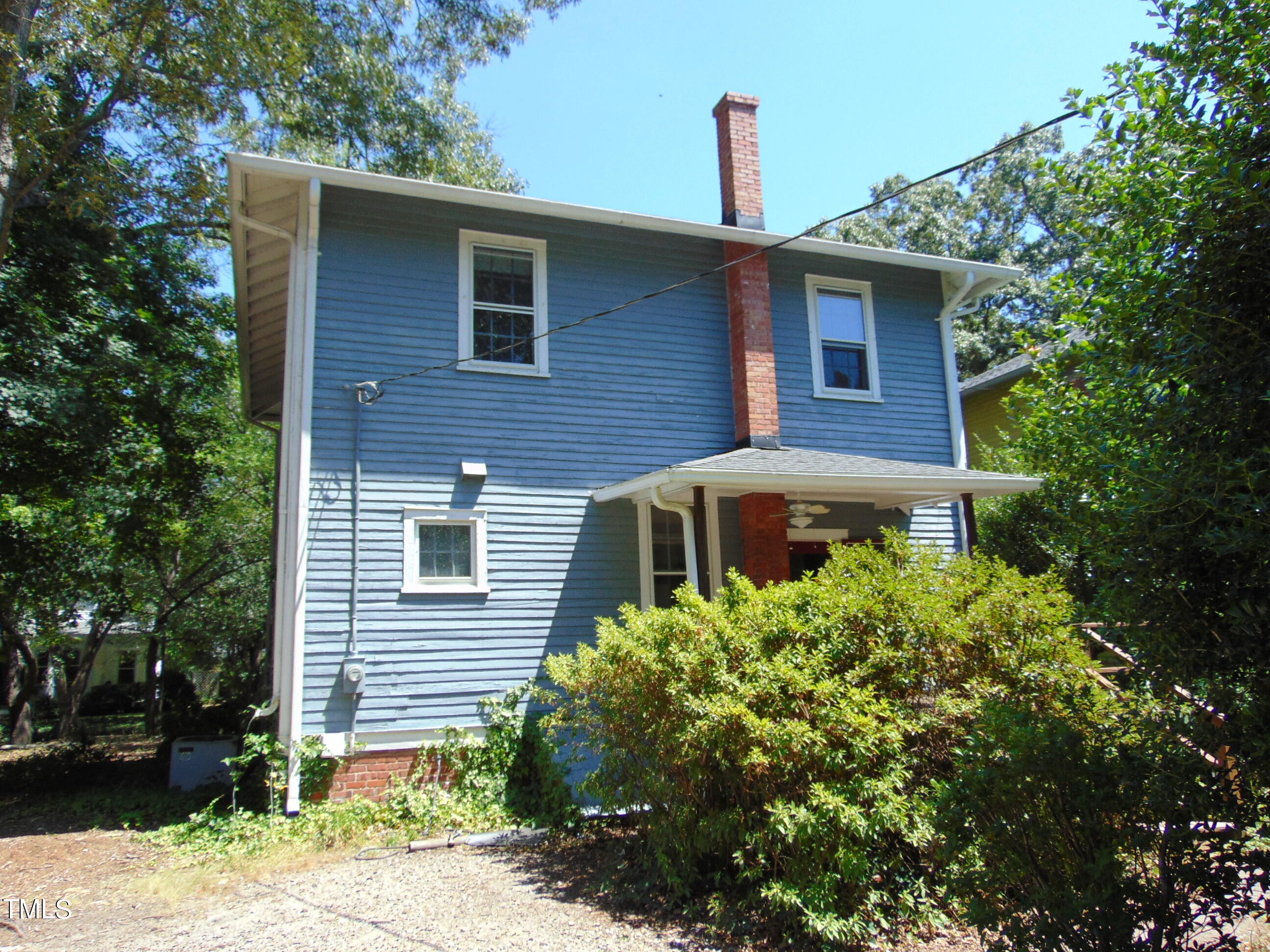 215 Woodburn Road Raleigh, NC 27605 - Photo 4 of 58 DSC02776 - Copy