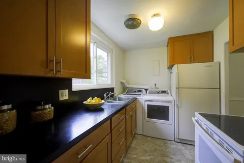 $275,000 | 2 C Gardenway, Greenbelt, MD 20770