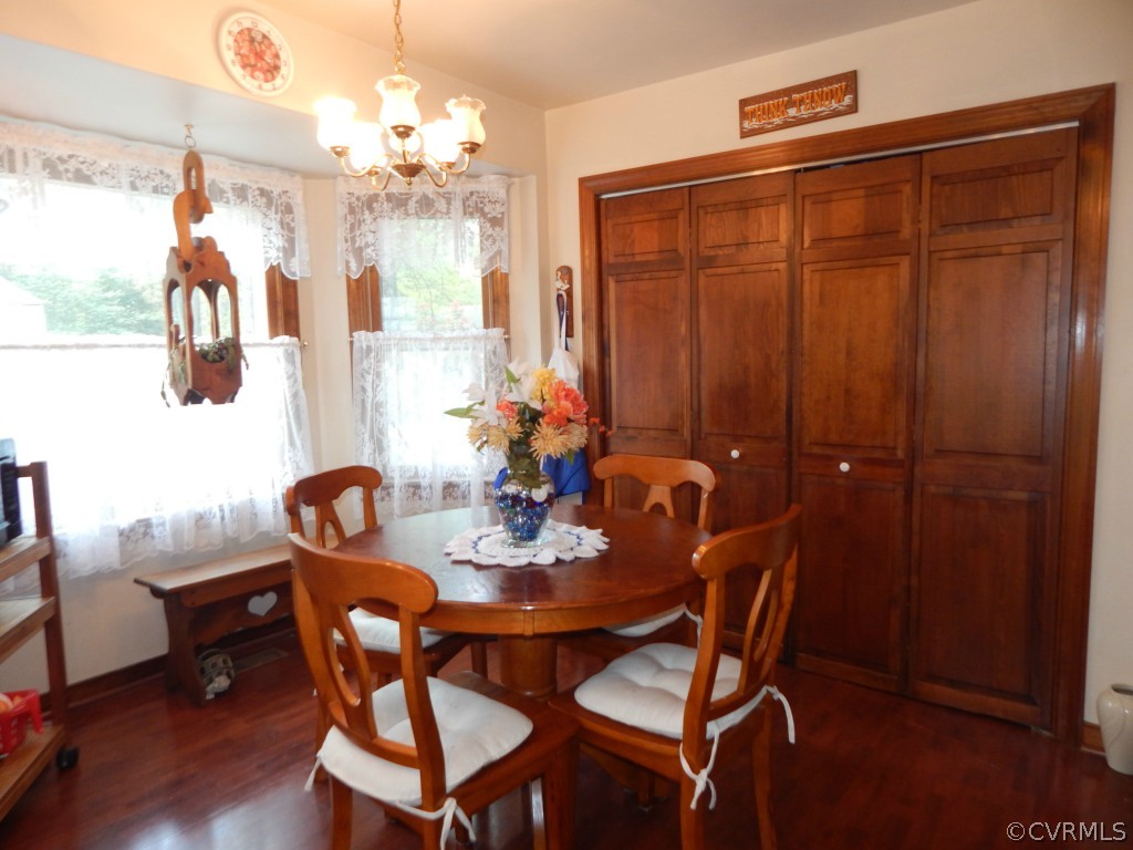 10801 Drayton Road Chester, VA 23831 - Photo 5 of 17